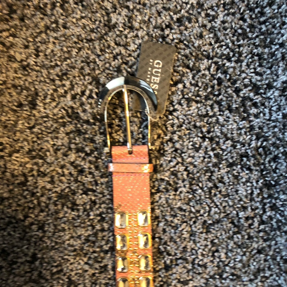 Guess Belt